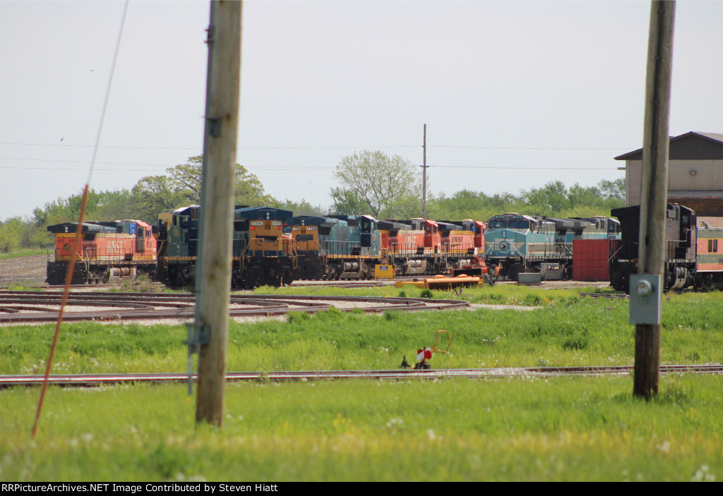 Ex-CSX Dash 8s